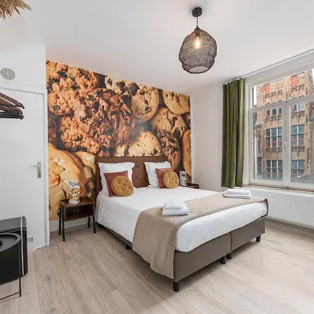 The Chocolate Guest house 2*